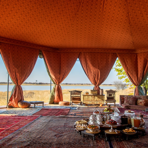 02 Jack_s Camp - Persian tea tent