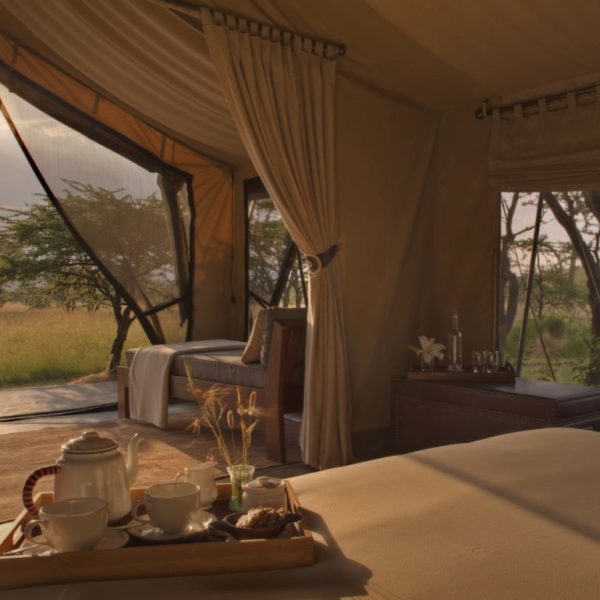 Naboisho-Camp-guest-tent-interior-view-dawn