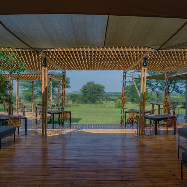 Sayari - the deck from the main area with views onto the serengeti plains