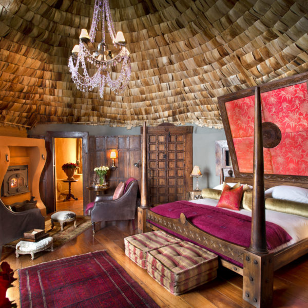 _Suite-interior-andBeyond-Ngorongoro-Crater-Lodge-_2_