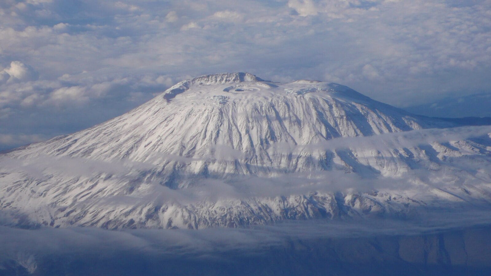 Kilimangiaro foto aerea
